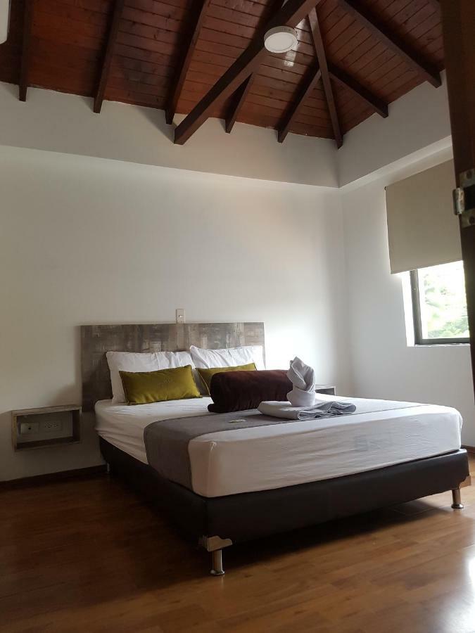 Hotel Porton Colonial Medellin Ngoại thất bức ảnh